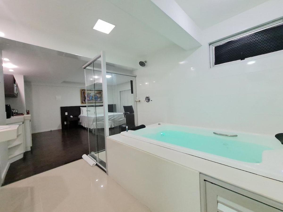 Jacuzzi Privativa No Coracao Da Pampulha Apartment Belo Horizonte Exterior foto